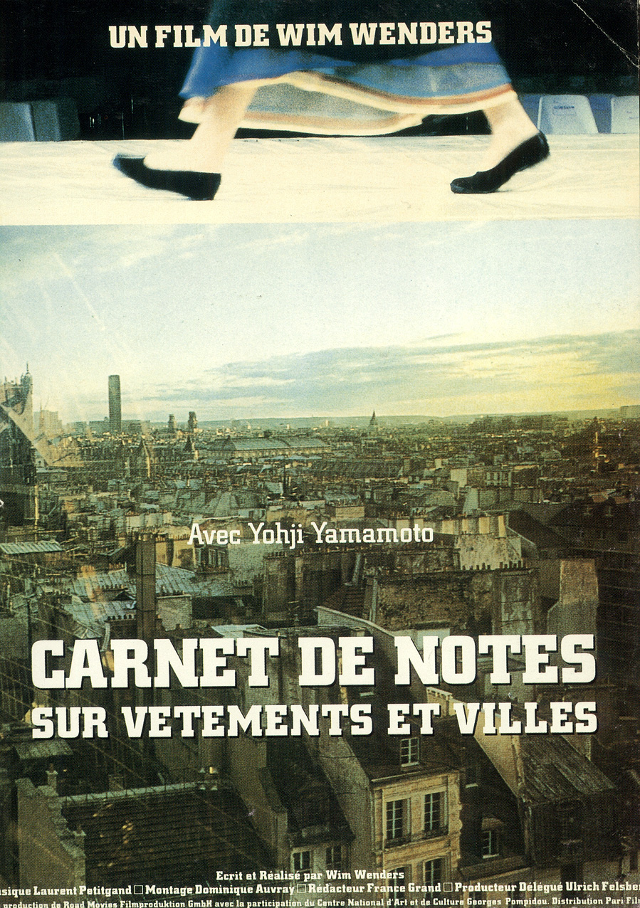 CARNET DE NOTES SUR VETEMENTS ET VILLES